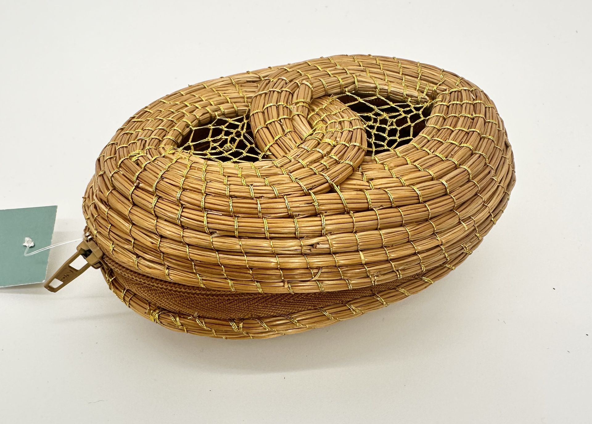 Brazilian Vegetable Gold Infinity Design Coin Purse Vegan 4.5" NWT