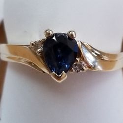 14kt. Yellow gold Saphire Ring 