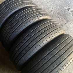 Full Set Tires 225 65 17