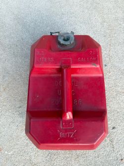 BLITZ USMC 2.5 gal. Metal Gas Can