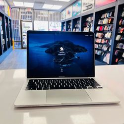 MacBook Pro 13” 2020 16 GB RAM 512 GB