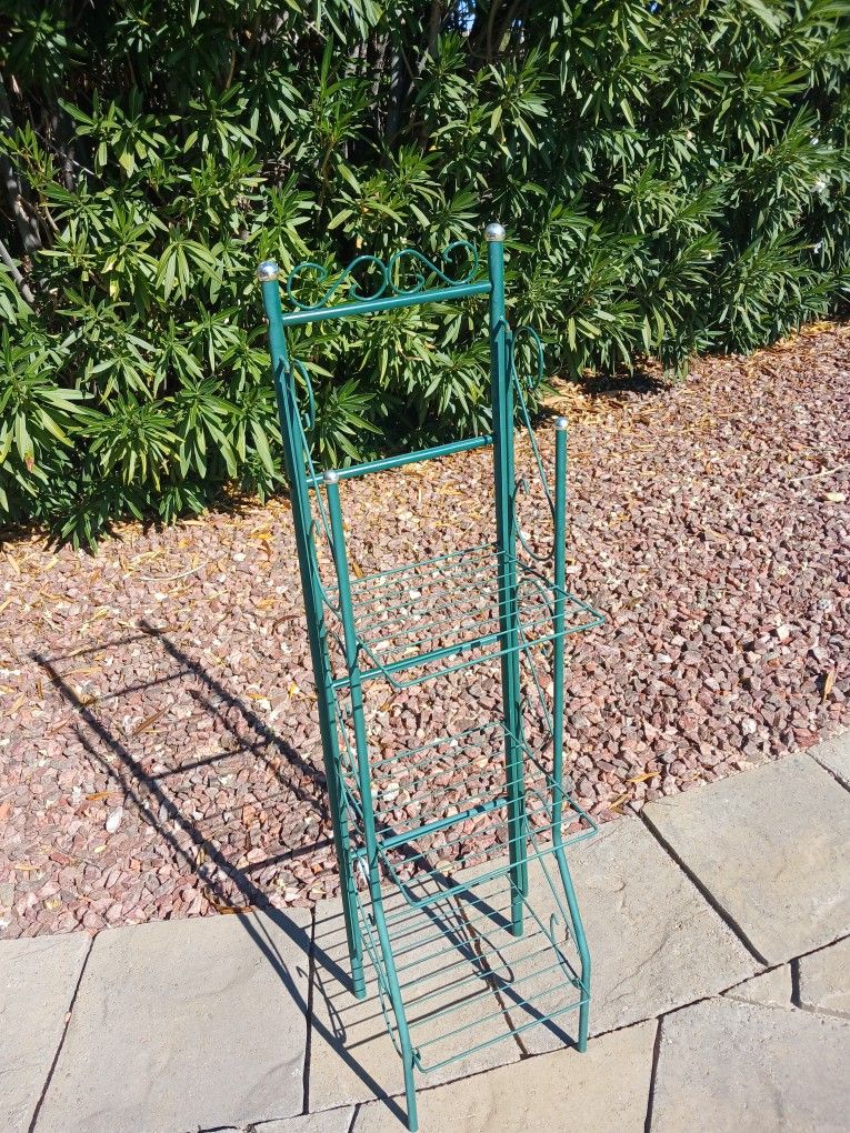 Small Nice Foldable Green Baker's Rack