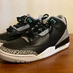 Air Jordan 3 Retro Green Glow 
