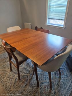 West Elm Mid-Century Expandable Dining Table + 6 Chairs