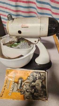 Vintage Antique Sunbeam Mixmaster Stand Mixer