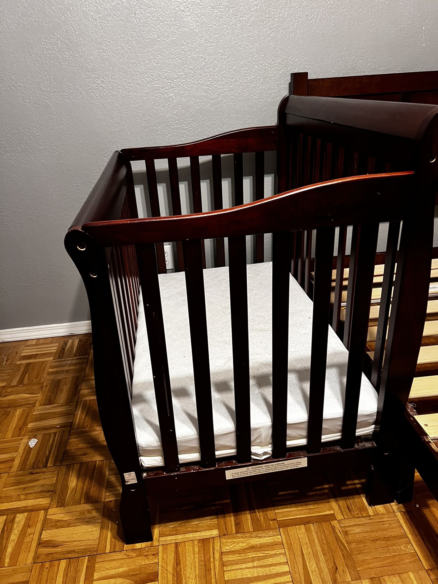 Small Crib