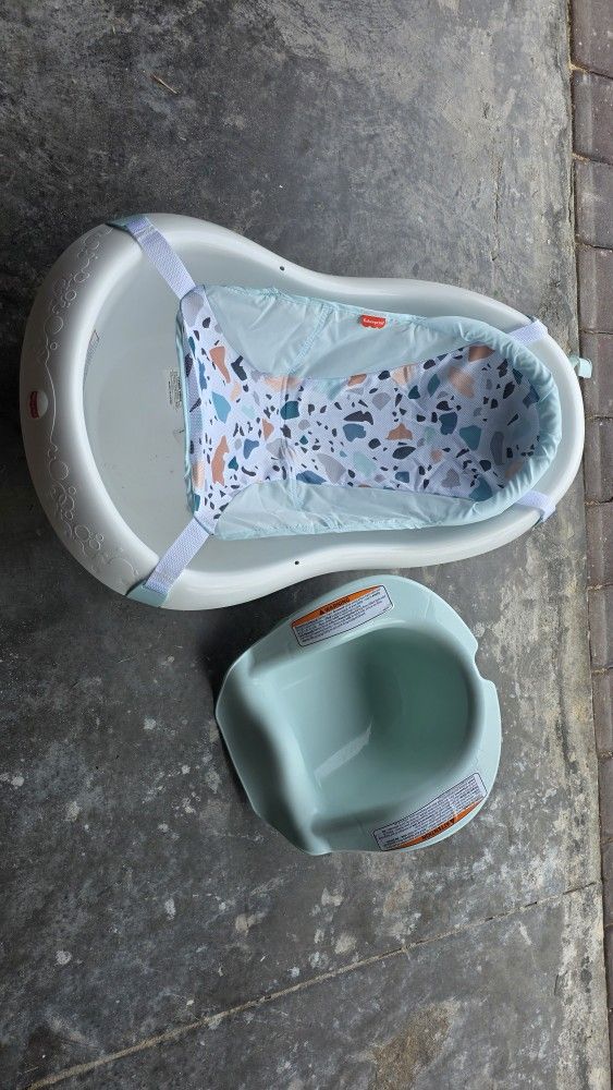 Fisher-Price Baby to Toddler Bath Tub