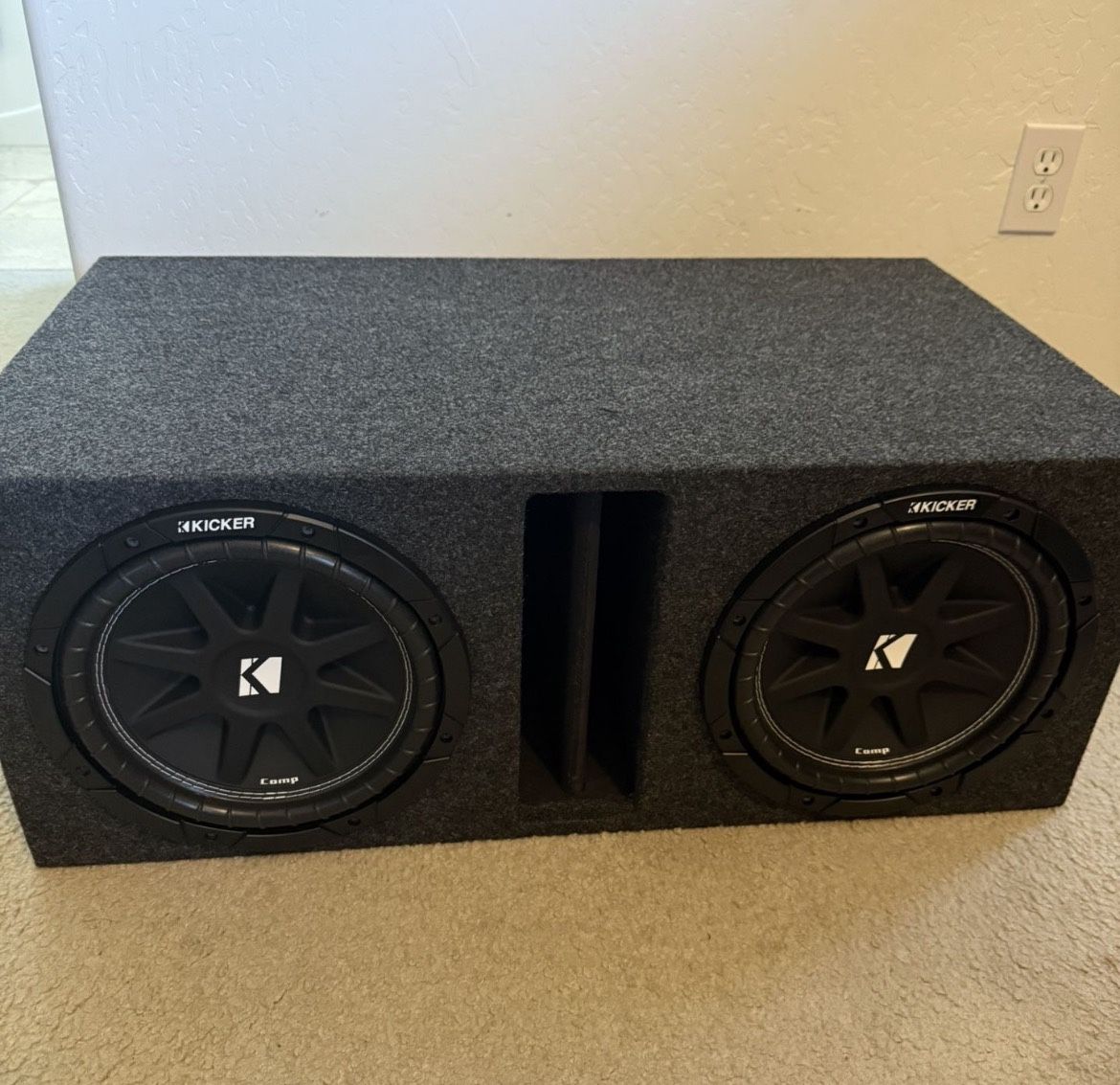 2 10’ Kicker Subs In A Box W/RF Amp Attached