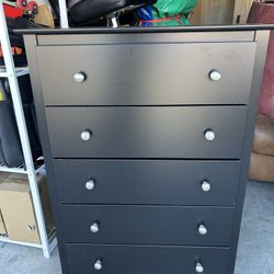 Prepac Sonoma 5-Drawer Chest - Black