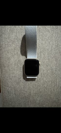 Apple Watch SE 2nd Gen 40mm GPS ⌚️