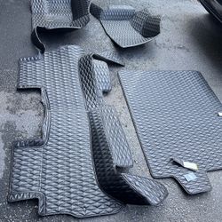 F1 Mats 2019 Range Rover Sport Supercharged