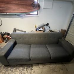 Free Couch 