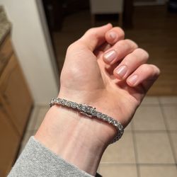 5mm 8in moissanite bracelet (PASSES DIAMOND TESTER)