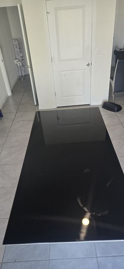 DINNING TABLE