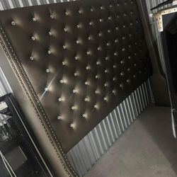 Queen Size Bed For Sale 