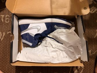 Air Jordan 1 High Navy Patent Leather Sneakers