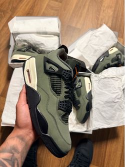 Nike Air Jordan 4 Undefeated size 9 & 9.5