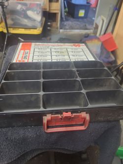 Metal locking storage with divider tray