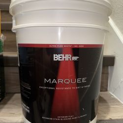 BEHR MARQUEE 5 gal. Ultra Pure White Flat Exterior Paint & Primer