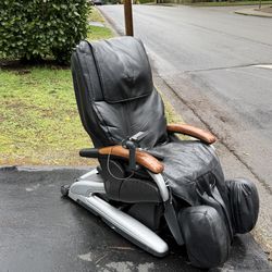 Free old massage chair