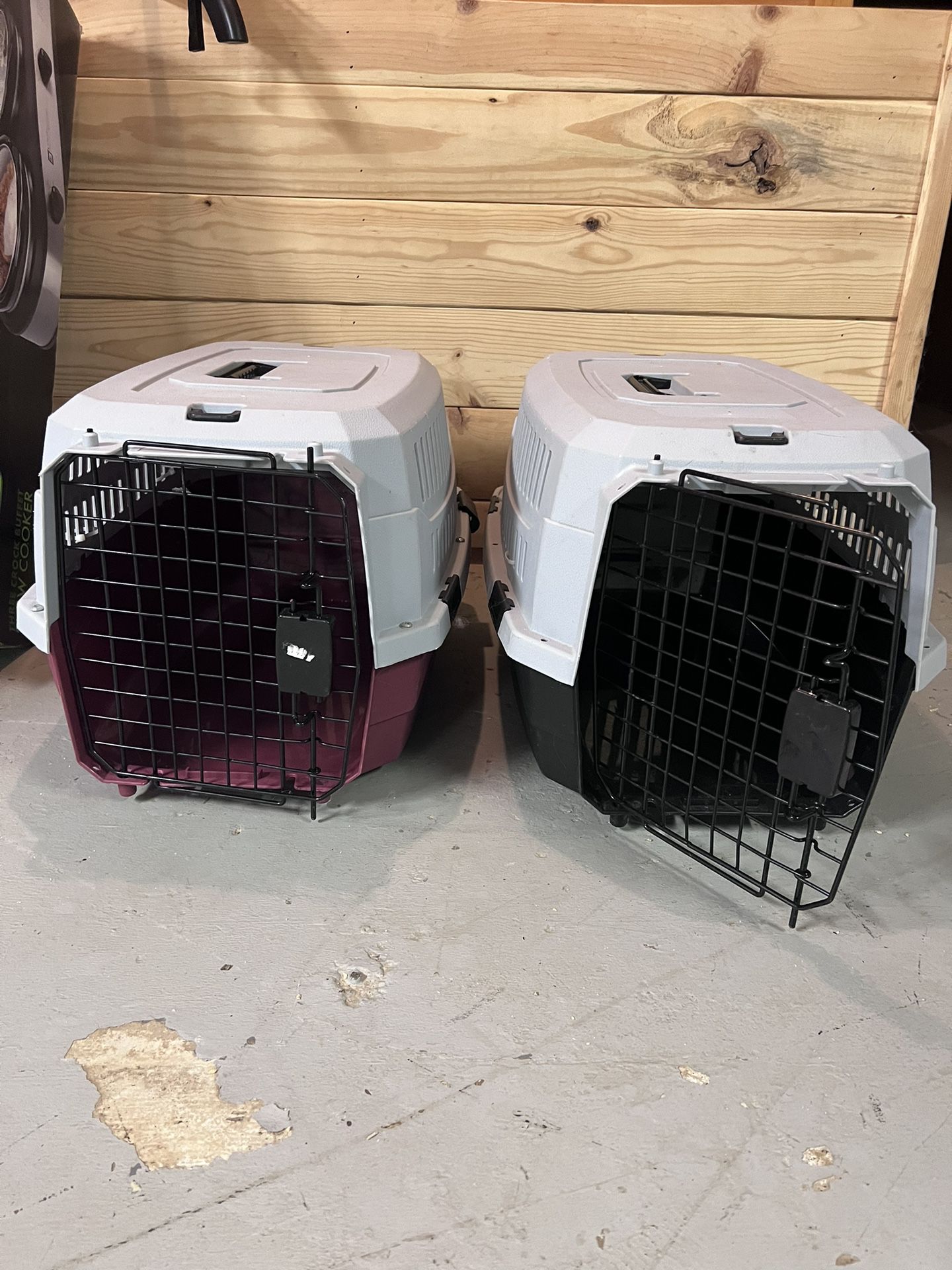 Pet Traveling Crate