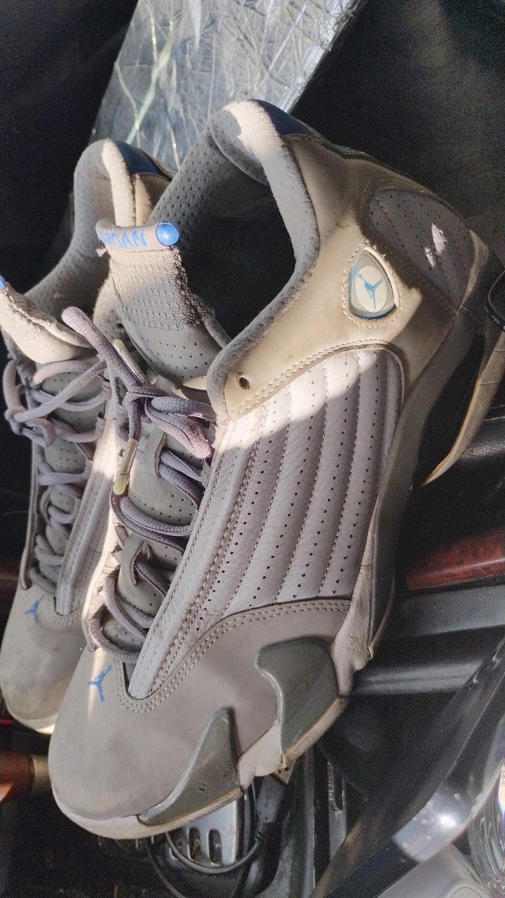 Jordan 14 Ferrari Wolf Gray