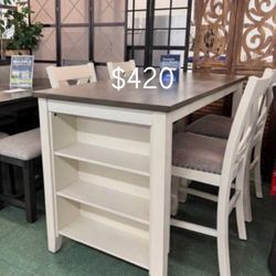 Stunning 🥳🥳 5-pc Counter Height Dinning Table Set