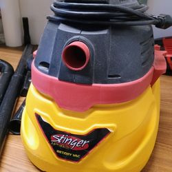 Small Shop Vacuum 