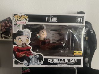 Cruella in Car Funko pop Hot topic exclusive