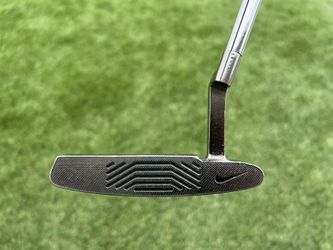 Rare Nike Method Midnight 006 34” Putter Excellent Condition for