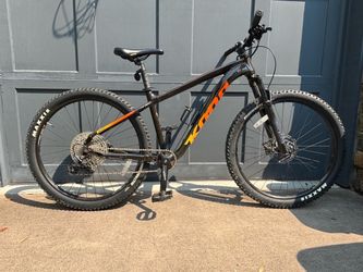 2021 Kona Blast size Medium