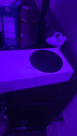 xbox series s 1 TB with 1 controller