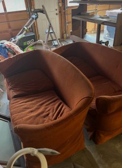 Free antique loveseats