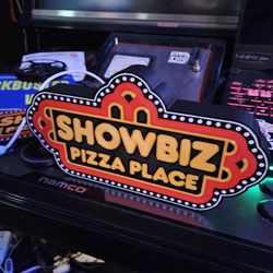 Showbiz Pizza Place Light up sign
