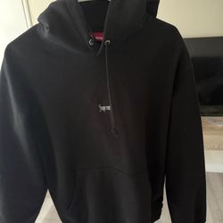 Supreme Hoodie
