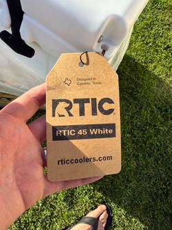 RTIC 45ct extra tough cooler -NEW