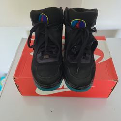 Jordan Size 9.5... 45$ Or Best Offer