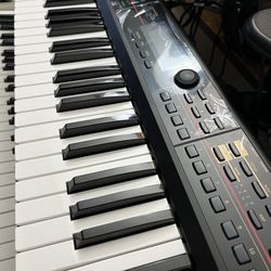 Kross 61  Korg