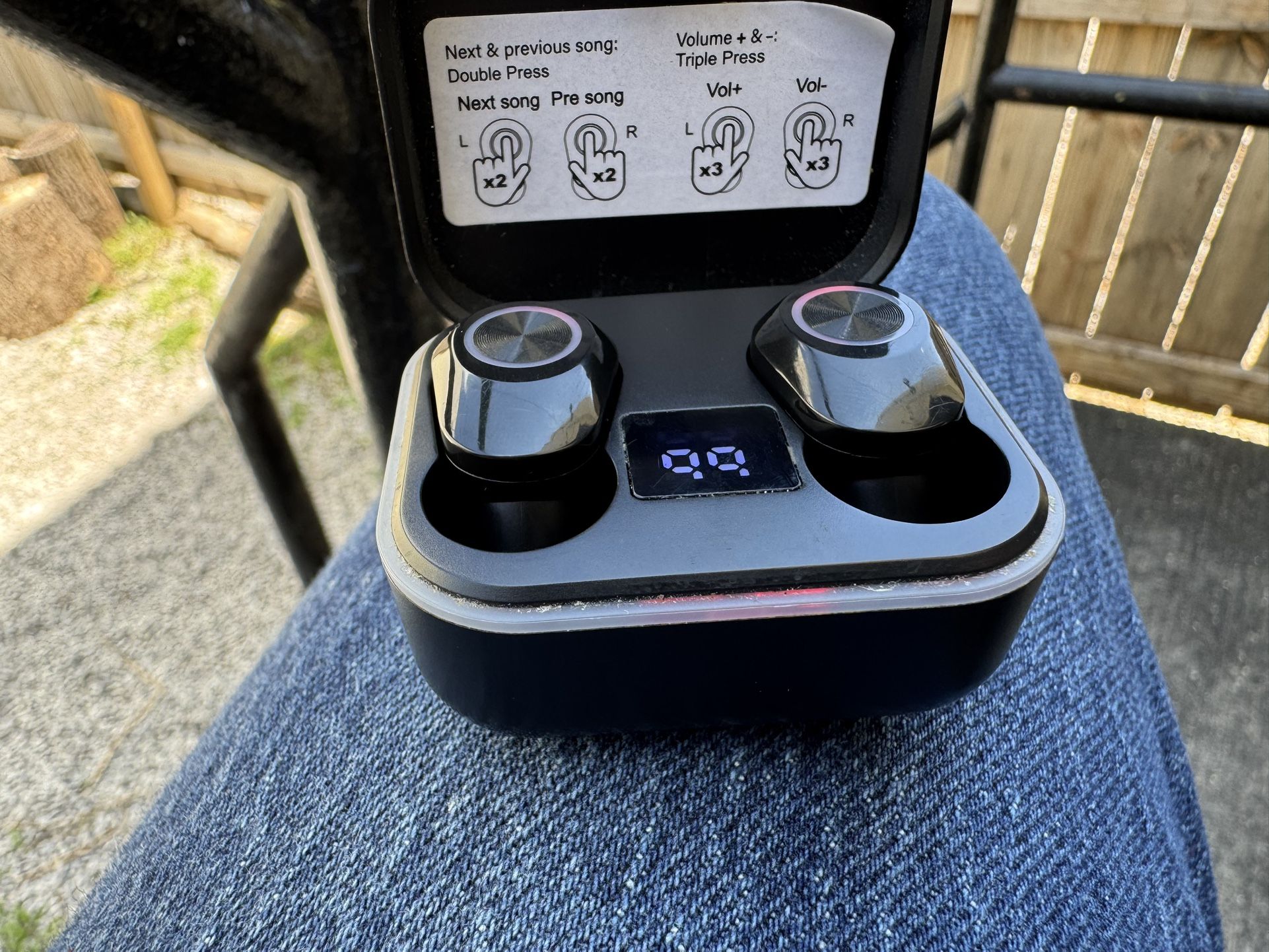 Bluetooth Pods