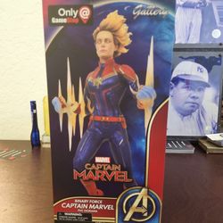 CAPTAIN MARVEL PVC DIORAMA 