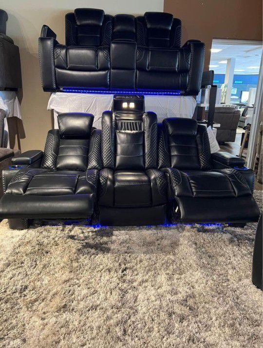 Brand New 🥳 Ashley Party Time Power Reclining Sofa And Loveseat Package 🛋️ Living Room🥳 Extra Sale Opportunity 