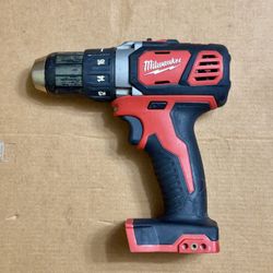 Milwaukee M18 Drill Driver $50 NADA MENOS