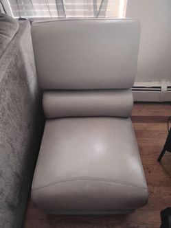 Armless modular sectional seat / chair with headrest