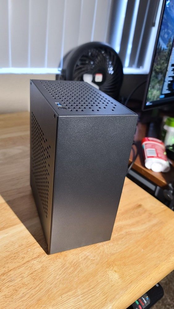 Mini ITX Backpack Gaming PC - RTX 4060