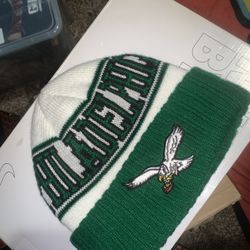 Philadelphia Eagles Kelly Green New Era NFL Sideline Knit Beanie Jalen Hurts 🏈