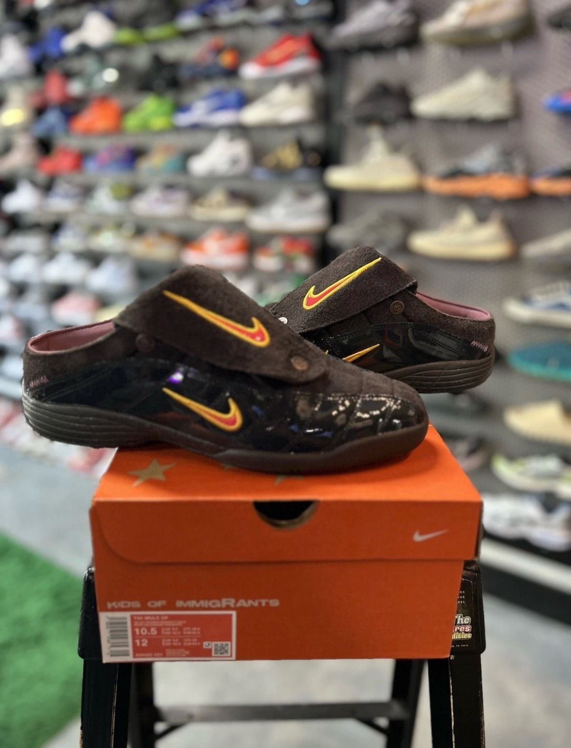 Nike Total 90 Mule Kids of Immigrants Velvet Brown