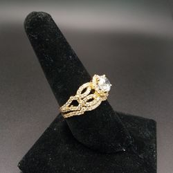 14k Solid Gold Engagement/Wedding Ring 