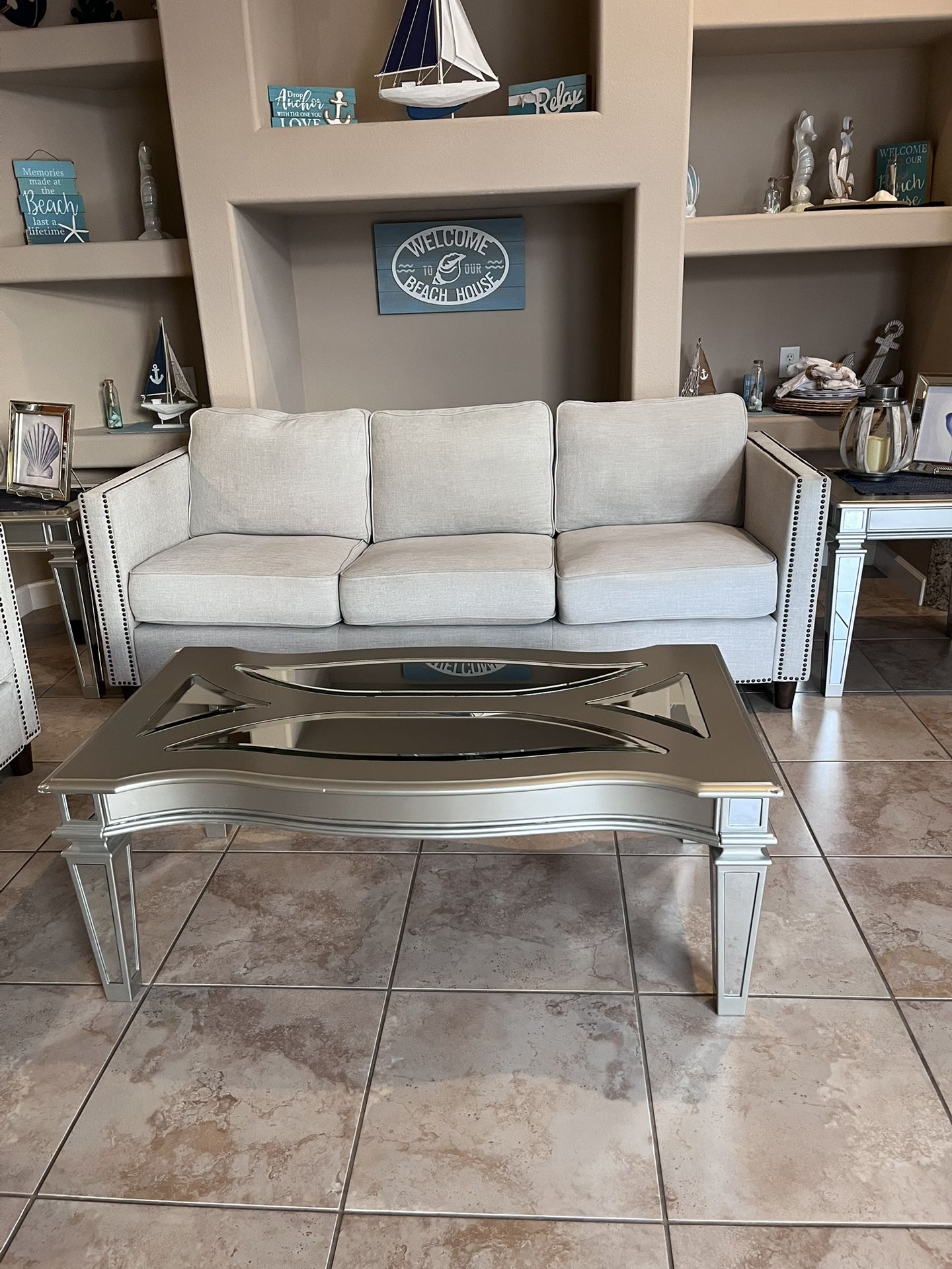 Living Room Set $400