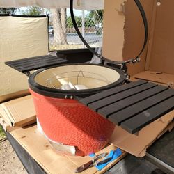 Komado Joe BBQ Grill