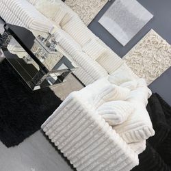 ✨️ Sectionals, 2pc Sofas ✨️ Furniture Queen Bedrooms, Dining Avail